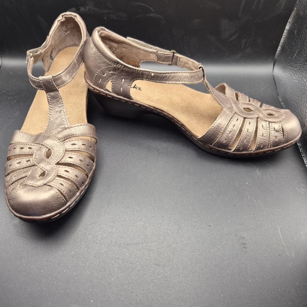Clarks Women's Brown Leather Shoes